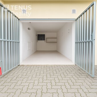 tenus Reality: Ponúka moderný a priestranný 2-izbový byt na - 10