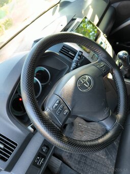 Corola verso 7miest 2.2d4d 100kw - 10