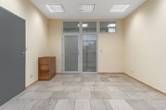 Predaj komerčných / kancelárskych priestorov v Petržalke - 10