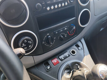 Citroën Berlingo 1.6 Blue HDi 82 kw, XTR r.v2012 Colection - 10