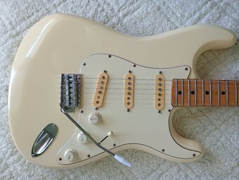 Predám vintage Maya Stratocaster (70. roky)-original Japan - 10