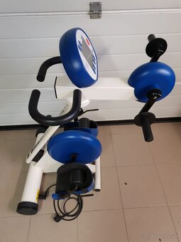 Rehabilitačný bicykel Motomed Viva2 na ruky nohy - 10