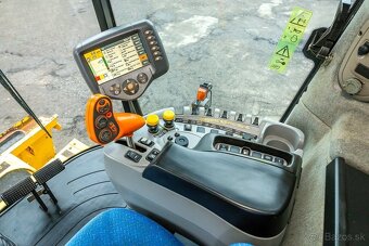 NEW HOLLAND CR 9060+V600 - 10