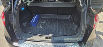 Predám Ford Kuga 2.0 TDCi 4WD Titanium - 10