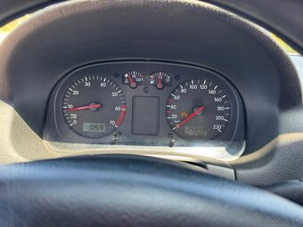 Volkswagen Golf 4 1.4 - 10