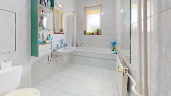 Nadštandardný veľký tehlový 4 izbový byt s GARÁŽOU, Dubnica  - 10