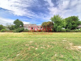 ADOMIS - predáme stavebný pozemok 4158m2 na RD, obec Božčice - 10