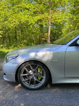 BMW E60 550i 4.8 LCI M-Paket r. v. 2009 - 10