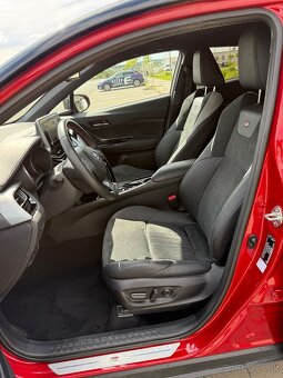 Predám auto Toyota CH-R GR Sport 2.0 - 10