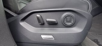 Volkswagen Touareg R-Line, luxusné a bezpečné SUV - 10