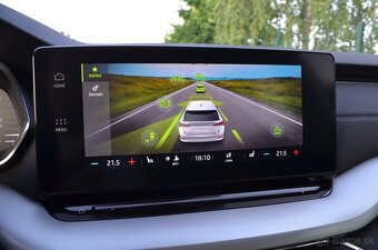 ŠKODA OCTAVIA COMBI 2.0 TDI DSG VIRTUAL KAMERA CRYSTAL LED - 10