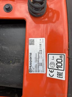 Husqvarna traktorová kosačka - 10
