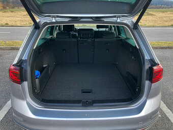 Volkswagen Passat Alltrack 2.0 TDI 190 DSG 4Motion odp. DPH - 10