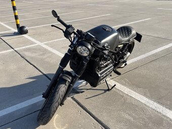 Predam unikátnu Cafe Racer BMW K100 - 10