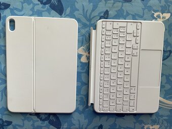 Apple magic keyboard folio+krabica+nabíjačka - 10