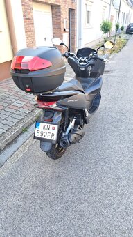 Predám Honda Pcx 125 vo výbornom stave - 10