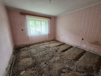 Na predaj vidiecky dom + záhrada 971 m2, Košecké Podhradie. - 10