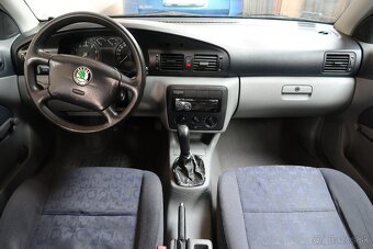 Škoda Octavia hatchback 1.6 74kW benzín GLX - 10