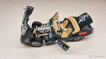 1:18 JAGUAR E CABRIO No. 40 - 10