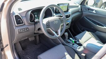 Hyundai Tucson 1.6 T-GDi Premium A/T 4x4 - 10