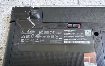 Lenovo G50 / i5 5200U / 8GB RAM / 256GB SSD / AMD R5 /15.6" - 10