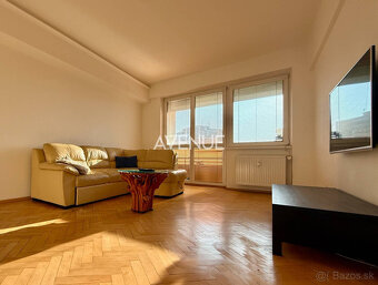 AVENUE I PRENÁJOM, slnečný a priestranný 2i byt v Starom Mes - 10