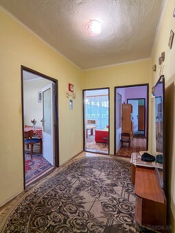 Veľký 4 izbový byt Valaliky s garážou. - 10