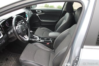Kia XCeed 1.5 T-GDi Gold - 10