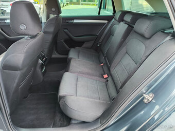 Škoda Superb Combi 2.0TDI 110KW DSG 2018 - 10