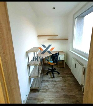 Ponúkam na prenájom kompletne zariadený 3,5-izbový byt s bal - 10