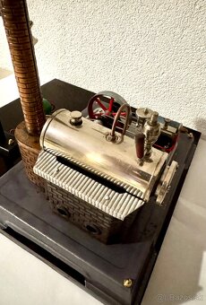 Wilesco parný stroj s generatorom a lampou - 10