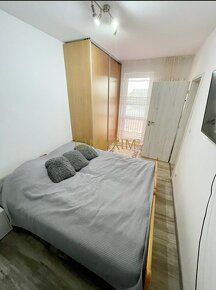 Priestranný 3 izbový byt s dvomi balkónmi na Agátovej ul. v  - 10