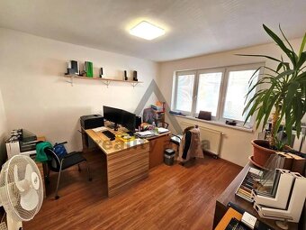 NA PRENÁJOM RODINNÝ DOM NA BÝVANIE, PODNIKANIE, SÍDLO FIRMY - 10