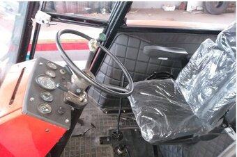 Čalunenie blatnikov na zetor 8011-16145 - 10