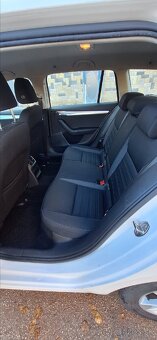 Škoda Octavia 2.0 tdi - 10