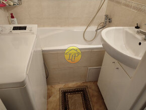 S vlastným kúrením, 4-izbový byt s loggiou na predaj, SNV - 10