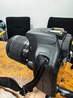 Predám Canon EOS 500D + objektív 18-55 IS STM - 10