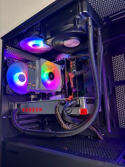 Intel 14jadro/28vlakno, Vega 64 8gb, 16GB RAM, 256gb+1tb - 10
