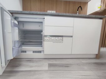 HALO reality - Prenájom, kancelársky priestor Zvolen, Môťová - 10