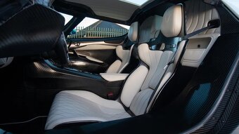 Koenigsegg Jesko Attack, Crystal White & Draco Red - 10