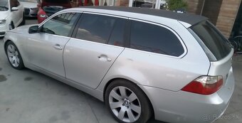 BMW E61 530D kombi 3,0D 160kw kód motora: 306D2 - 10
