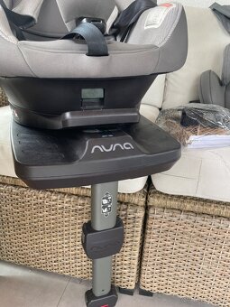 Luxusná pohodlná autosedačka NUNA schválená podľa ECE R129 - 10