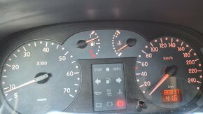 Renault Thalia 1.4 l benzín - 10