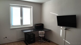 3izb byt so zariadením + vlastným parkovaním vo Vydranoch - 10
