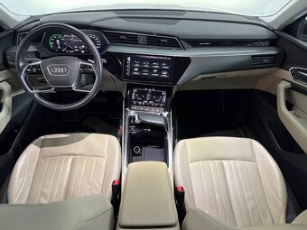 Audi E-Tron 55 Advanced Quattro - 10
