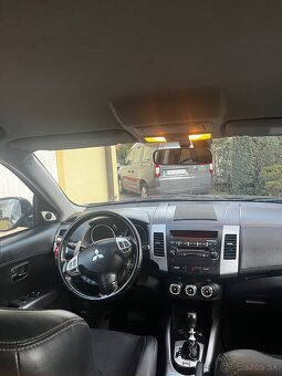 Mitsubishi Outlander 2.2 DI-D automat , 7 miestne - 10