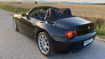 BMW Z4 2,5i r.2004 129400km - 10