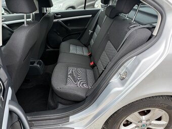 Škoda Octavia 1.6TDI GreenLine - 10