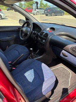 Predám Peugeot 206 1.1 Benzín - 10
