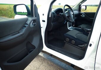 NISSAN NAVARA 2.5Dci 140kW 2014 ZADNA UZAVIERKA , AUTOMAT - 10